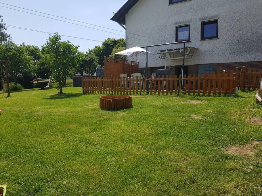 Ferienwohnung Bela, Naehe Nuerburgring Luxem Екстериор снимка