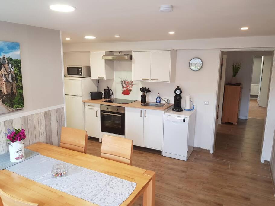 Ferienwohnung Bela, Naehe Nuerburgring Luxem Екстериор снимка