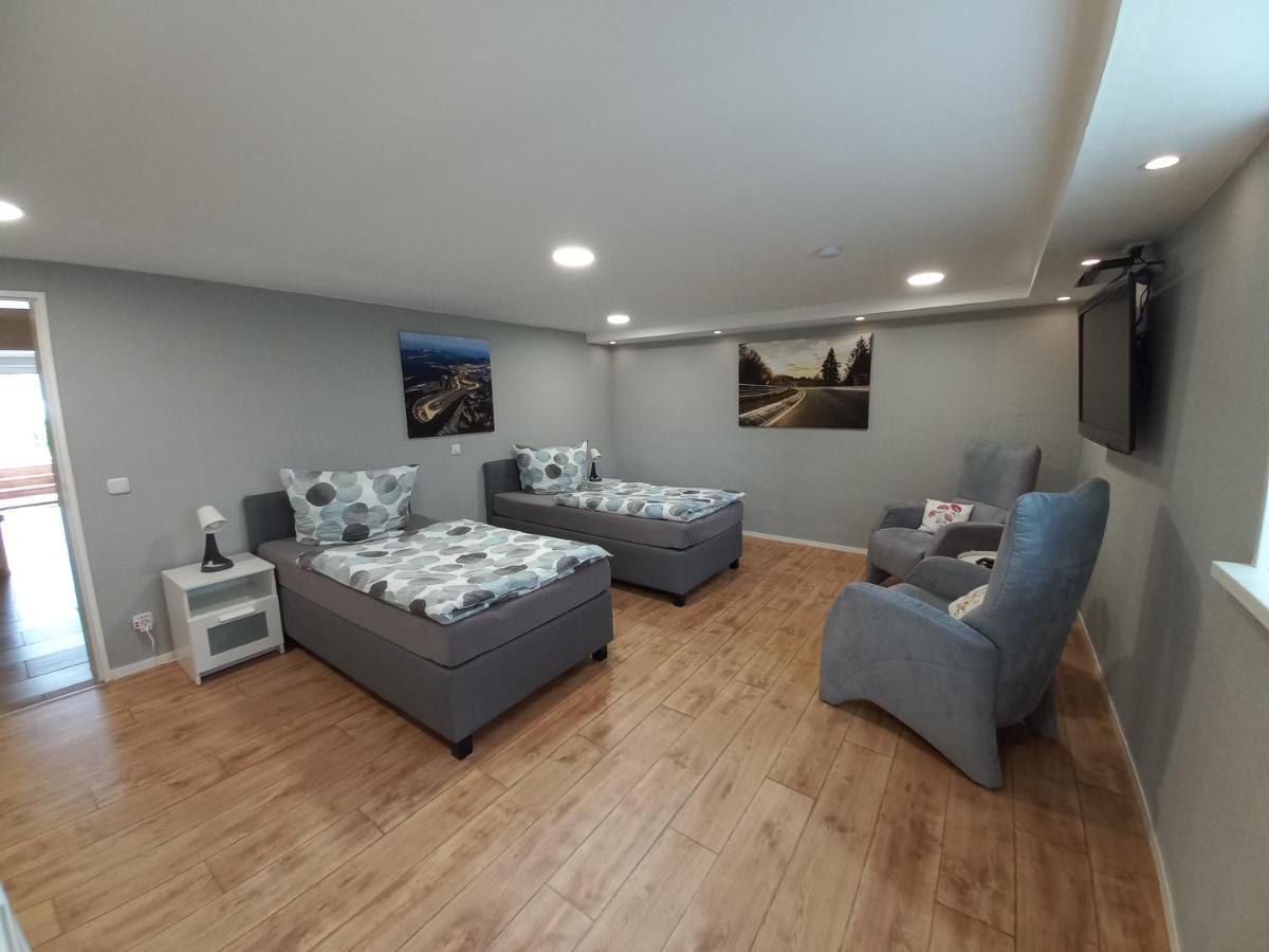 Ferienwohnung Bela, Naehe Nuerburgring Luxem Екстериор снимка